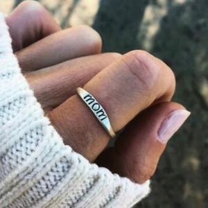 Simple Dainty Silver Mom Ring